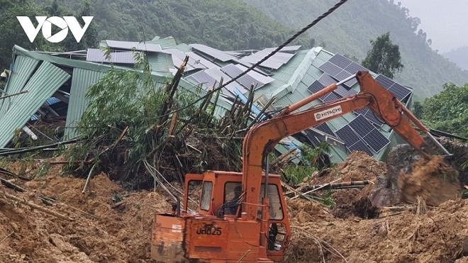 Sạt lở kinh hoàng ở Trà Bồng, nhân chứng sống kể lại 