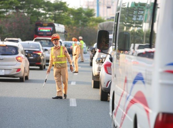 4 ngày nghỉ lễ, toàn quốc xảy ra 104 vụ TNGT, 55 người chết