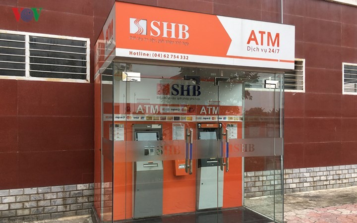 Hiện trường cây ATM SHB có gắn 10 quả mìn đã gắn kíp nổ