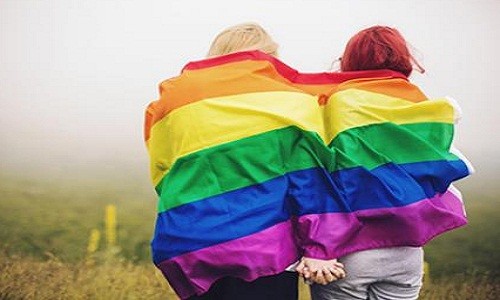 Chuyên gia nói gì về chiến dịch đàn áp cộng đồng LGBT ở Indinesia?