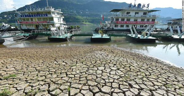 “Bảo bối” giúp Trung Quốc tạo mưa đối phó với hạn hán kéo dài