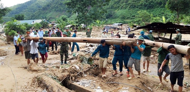 Hơn 300 hộ dân xã Pa Vệ Sủ Lai Châu bị cô lập vì mưa lũ