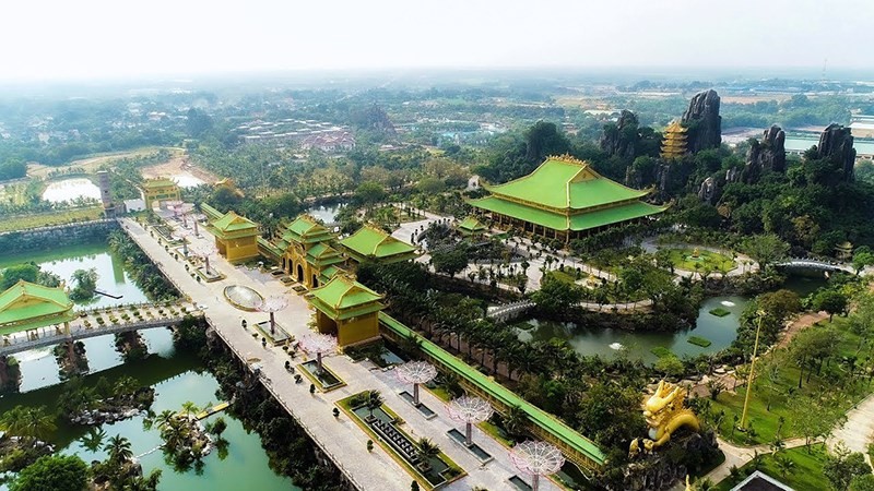 Ngoài Đại Nam vợ chồng ông Dũng “lò vôi” bà Phương Hằng còn sở hữu cty nào?