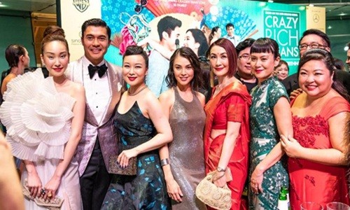 Cuộc sống sang chảnh khó tin của nhà giàu châu Á trong “Crazy Rich Asians“