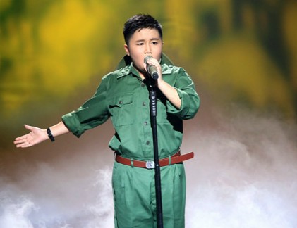 “The Voice Kids” đang ép chín lúa non?