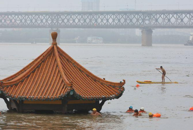 Thượng nguồn đập Tam Hiệp đón lũ mới, ông Tập Cận Bình chỉ đạo khẩn