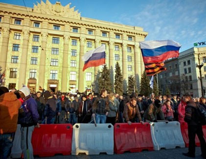 Chính quyền Ukraine và người biểu tình bắt đầu đàm phán