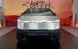 Tesla Cybertruck bằng "xương bằng thịt" tại Thái Lan, Minh Nhựa phát thèm