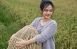 Quảng bá ẩm thực, nữ sinh Nghệ An gây sốt vì nhan sắc