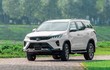 Cận cảnh Toyota Fortuner 2024 nâng cấp từ 1,055 tỷ tại Việt Nam