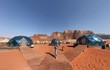 9X chi 65 triệu ngủ lều sa mạc, bay khinh khí cầu ở Trung Đông