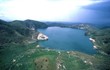Sự thật kinh hoàng về hồ nước tuyệt đẹp khiến hơn 1.700 người chết