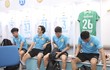 Dạo phòng thay đồ chuẩn Ngoại hạng Anh của CLB Thép xanh Nam Định