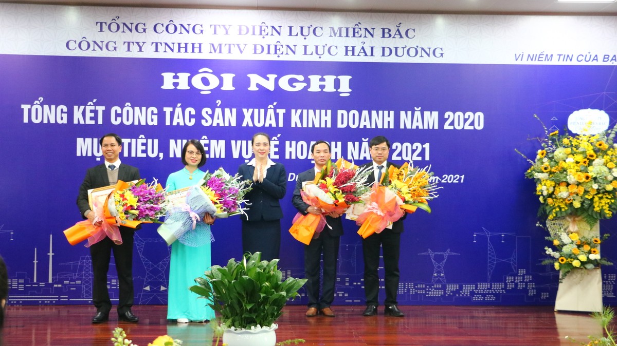 PC Hai Duong dot pha trong cac chi tieu SXKD nam 2020-Hinh-4