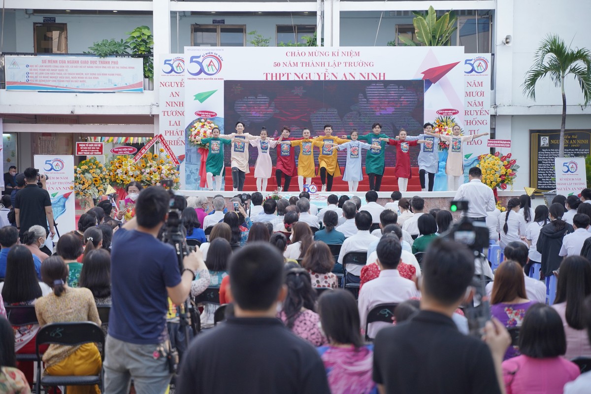 MINH GROUP – DOI MOI SANG TAO DA PHUONG TIEN