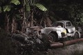 Mercedes cổ bị bỏ rơi tại Cuba