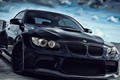 Sự kì diệu của lốp xe mùa đông của BMW trên tuyết