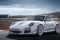 GT3 RS 4.0 lướt mượt trên nền tuyết 