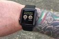 Tại sao Apple Watch bị “đơ” khi tay có hình xăm?