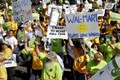 Trả lương “chết đói”, Wal-Mart bị biểu tình trong ngày Black Friday