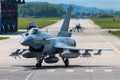 Đọ sức J-10C và F-16V: Tiêm kích Trung Quốc không có cửa thắng? 