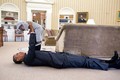 Khoảnh khắc hài hước hiếm thấy của Tổng thống Mỹ Obama
