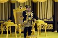 Quốc vương trẻ nhất Malaysia đăng quang ở hoàng cung tráng lệ