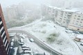 Kinh ngạc tuyết rơi giữa mùa hè ở nước Nga
