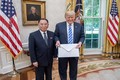 Soi bức thư “khổng lồ” ông Kim gửi Tổng thống Trump