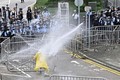 Hình ảnh đụng độ giữa cảnh sát và người biểu tình Hong Kong