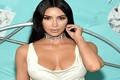 Kim Kardashian bị nghi “cắt xương sườn” để có vòng eo con kiến 