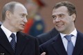 Ngưỡng mộ tình chiến hữu của Tổng thống Nga Putin và cựu Thủ tướng Medvedev