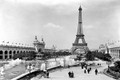 Ngỡ ngàng cuộc sống ở thủ đô Paris qua loạt ảnh lịch sử