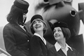 Ngẩn ngơ trước vẻ đẹp những nữ tiếp viên hàng không thế kỷ 20