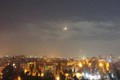 Israel lại oanh kích dữ dội Syria