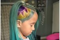 Mái tóc đặc biệt của cô nhóc 6 tuổi gây tranh cãi