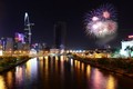 Bắn pháo hoa mừng năm mới ở tòa nhà cao nhất TP HCM