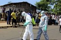 Ebola lây lan ở Sierra Leone nhanh do người dân?