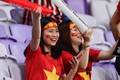 Nữ CĐV Việt Nam áp đảo đối phương tại Asian Cup