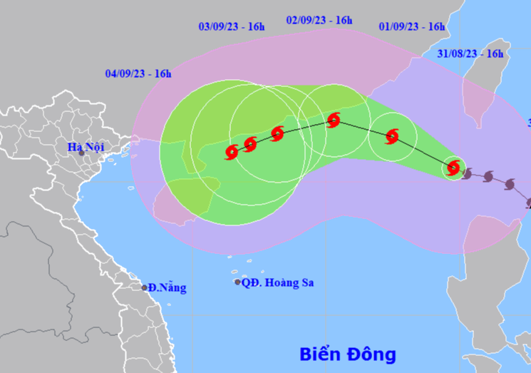 Bão Saola giật cấp 17 vào biển Đông, trở thành cơn bão số 3