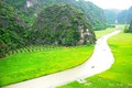 Dạo bộ - đạp xe ngắm cảnh, hòa mình vào thiên nhiên Tam Cốc