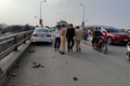 2 cô gái tử vong sau va chạm với ôtô trên cầu ở Thanh Hóa