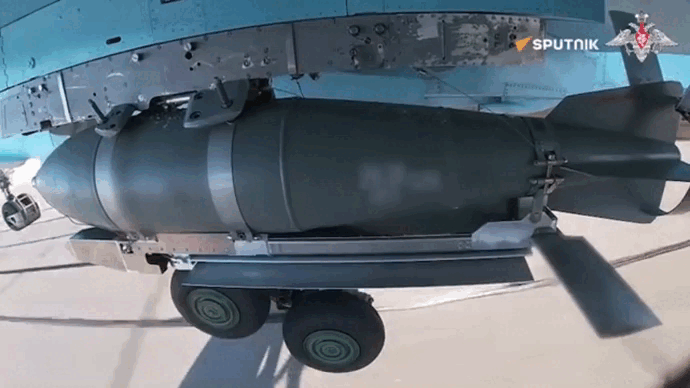 “Mổ xẻ” lợi thế bom dẫn đường Nga và Pháp ở chiến trường Ukraine