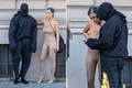 Vợ Kanye West diện trang phục bó sát khoe ba vòng nóng bỏng