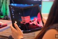 Mãn nhãn ngắm máy tính màn hình gập đầu tiên thế giới giá 2.500 USD