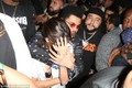 Selena Gomez và The Weeknd âu yếm nhau giữa chốn đông người