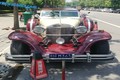 Xe cổ hàng hiếm gây tò mò trên đường phố Trung Quốc