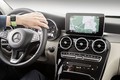 Điều khiển Mercedes-Benz bằng đồng hồ thông minh Apple Watch
