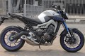 Soi nakedbike “hàng độc” Yamaha MT-09 mới về Hà Nội