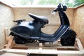 Khui scooter đắt nhất VN - Vespa 946 Emporio Armani